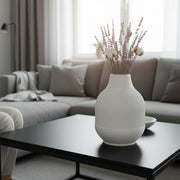 Kuro Vase